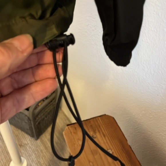 Dutch Bros jacket - Picture 4 of 14